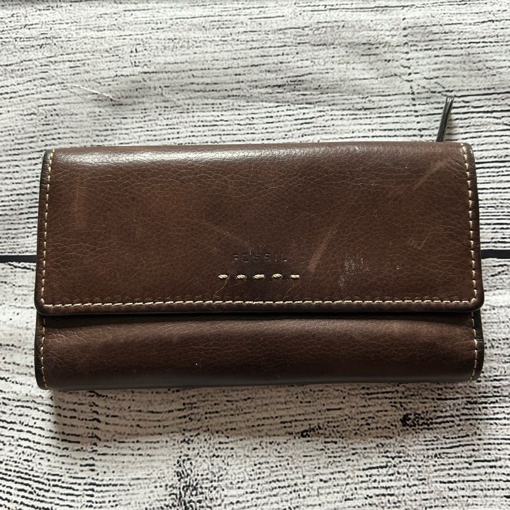 Fossil genuine leather brown wallet
